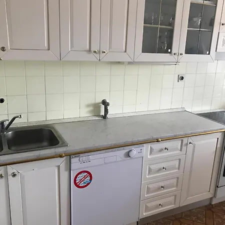 Spacious Budget Apartment